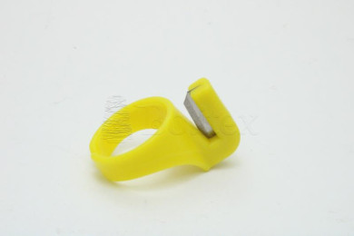 Anel com Lâmina de Corte