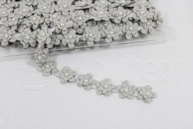 Fita flores c/perola ref.858193 cor 34 cinza