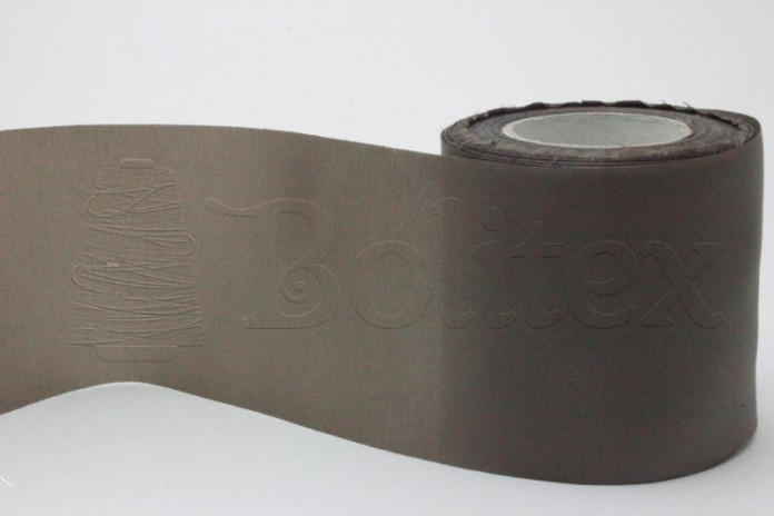 Fita p/rematar cobertores cor 206