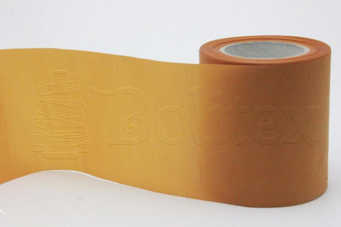 Fita p/rematar cobertores cor 511